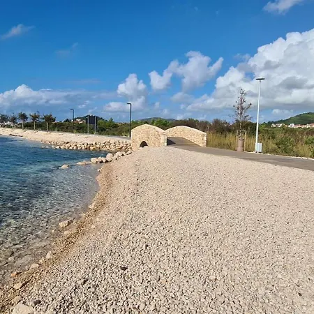 Duplex Enny Mit Meeresblick Vodice